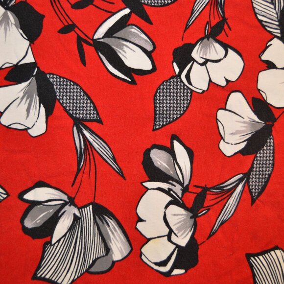 Alfred Dunner Red black white Floral Patterned blouse size L - Picture 4 of 13